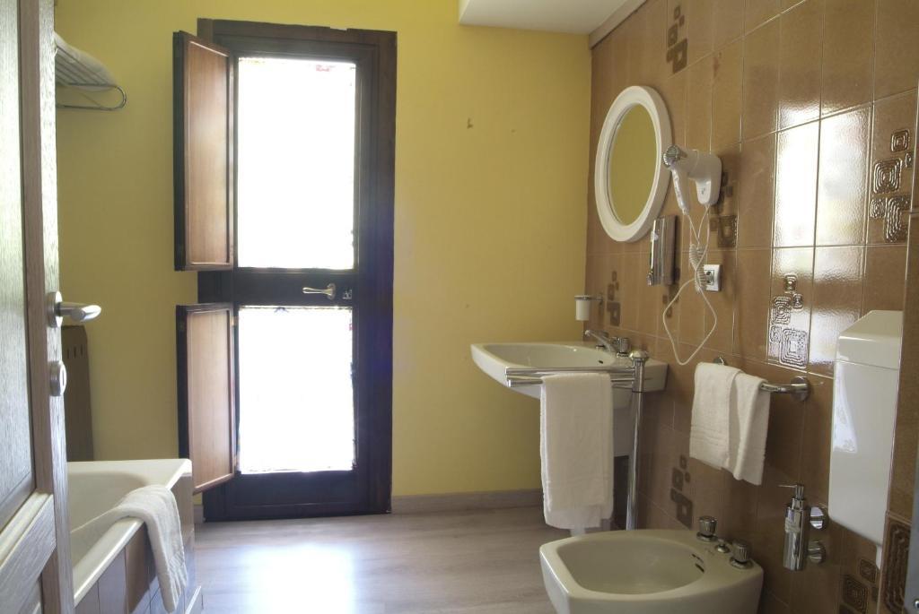 Chambres D'Hotes Nuits De Reve Roisan Rum bild
