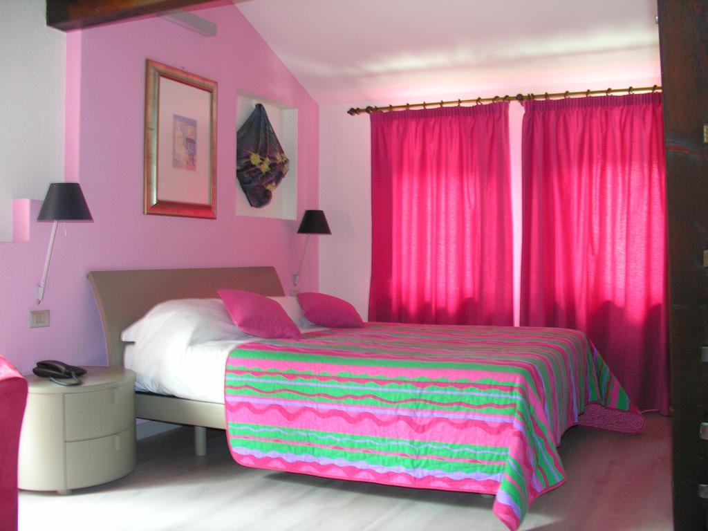 Chambres D'Hotes Nuits De Reve Roisan Exteriör bild