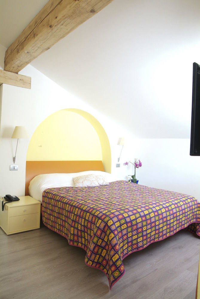 Chambres D'Hotes Nuits De Reve Roisan Exteriör bild