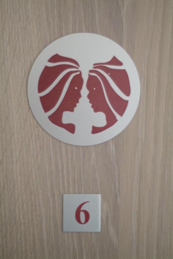 Chambres D'Hotes Nuits De Reve Roisan Exteriör bild